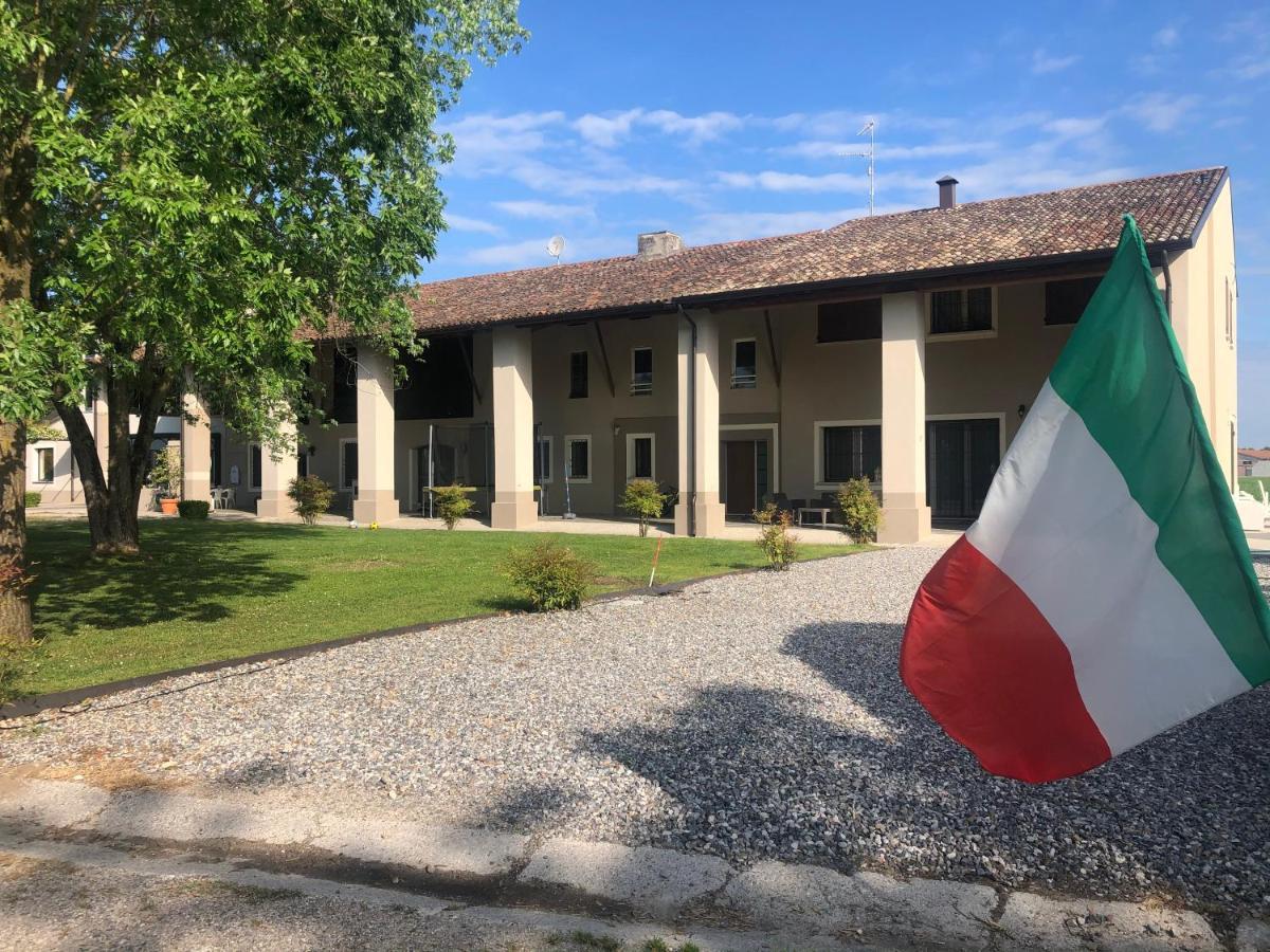 B&B Cascina Sagrestia Asola Exteriör bild