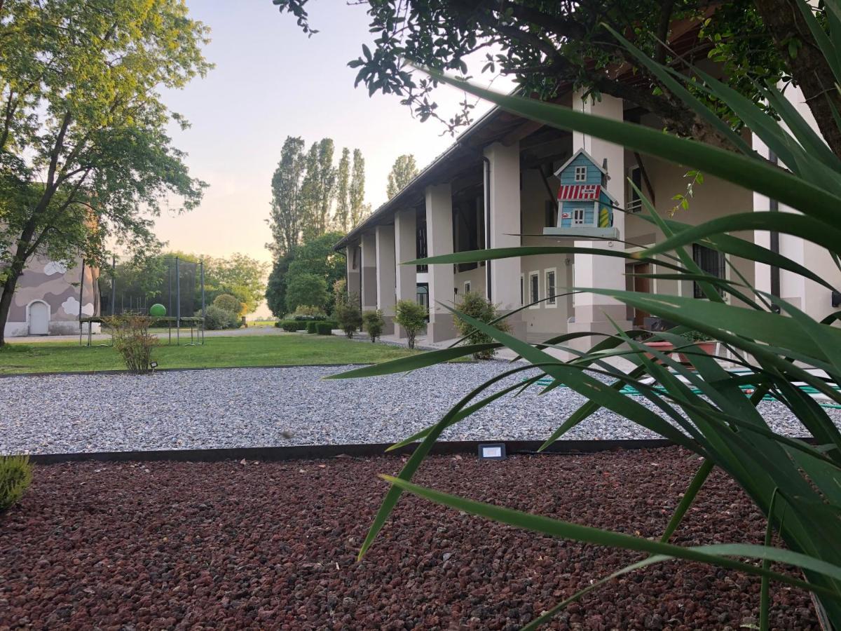 B&B Cascina Sagrestia Asola Exteriör bild