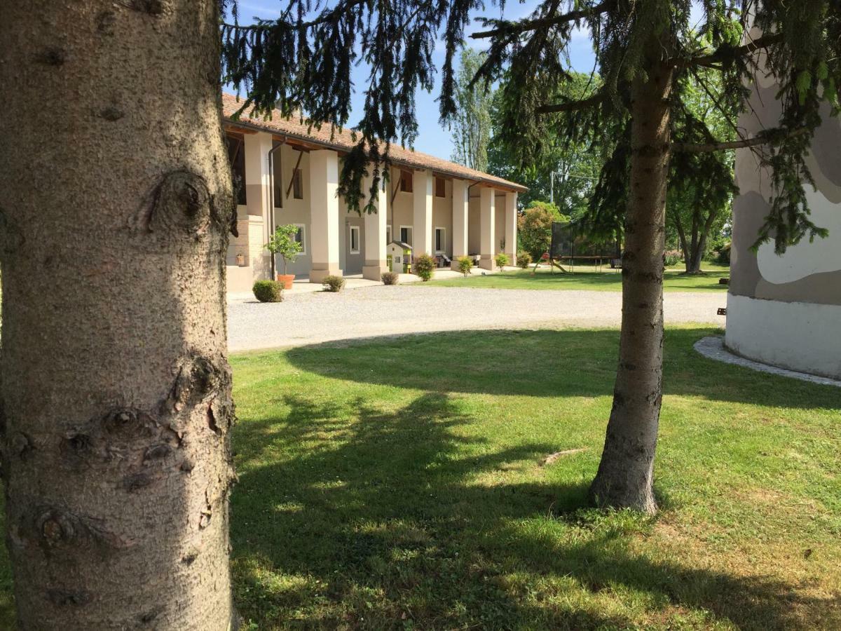 B&B Cascina Sagrestia Asola Exteriör bild